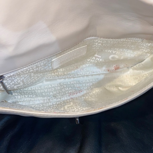 🔥🔥🔥Authentic Chanel Single Flap Leather Shoulder Bag - Picture 11 of 16